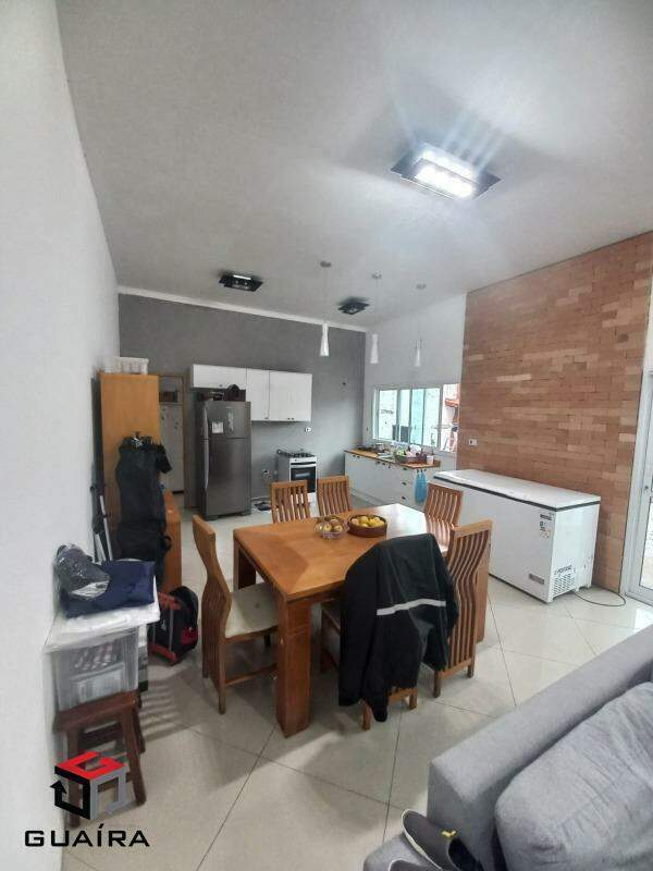 Sobrado à venda com 3 quartos, 162m² - Foto 1