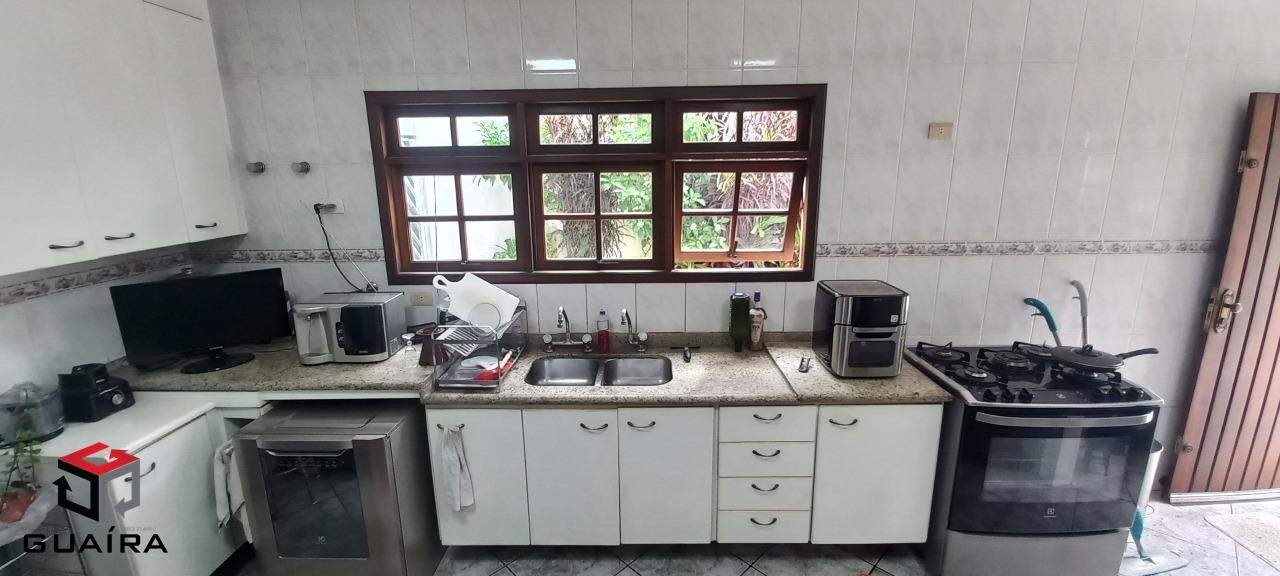 Sobrado à venda com 4 quartos, 239m² - Foto 14