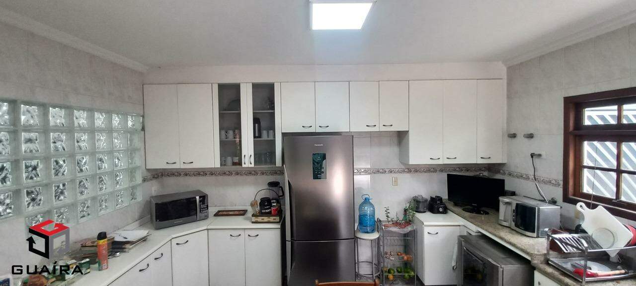 Sobrado à venda com 4 quartos, 239m² - Foto 11