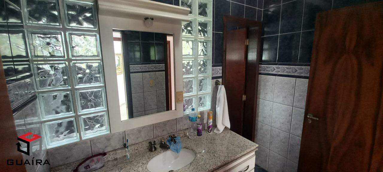 Sobrado à venda com 4 quartos, 239m² - Foto 29