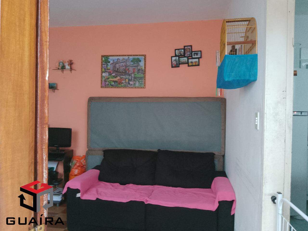 Casa à venda com 3 quartos, 118m² - Foto 1