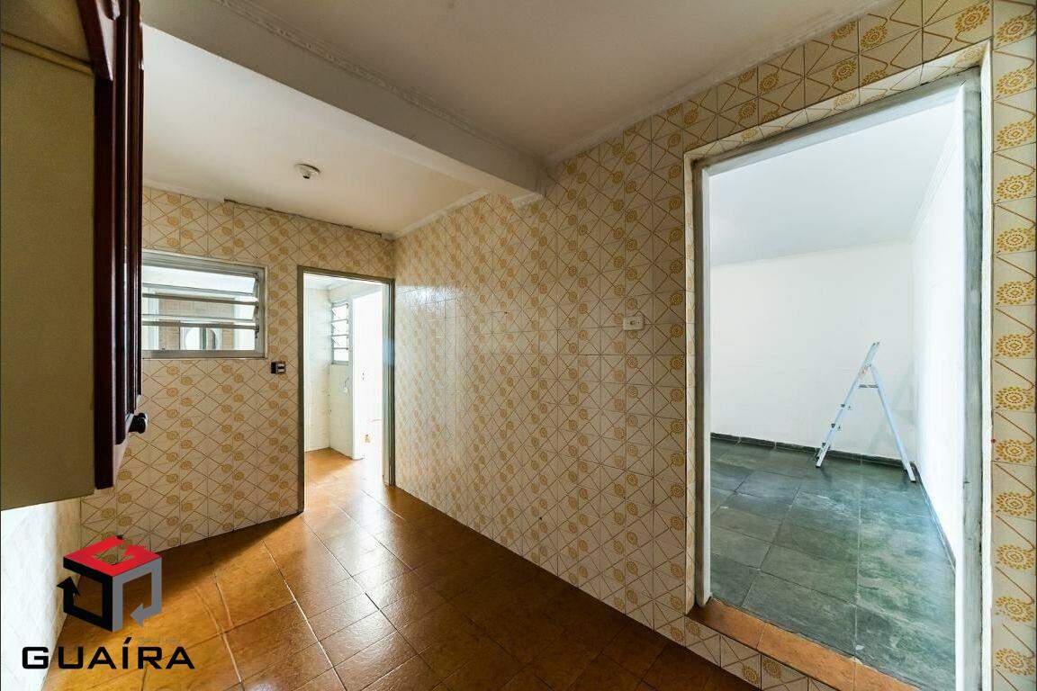 Casa à venda com 2 quartos, 150m² - Foto 3