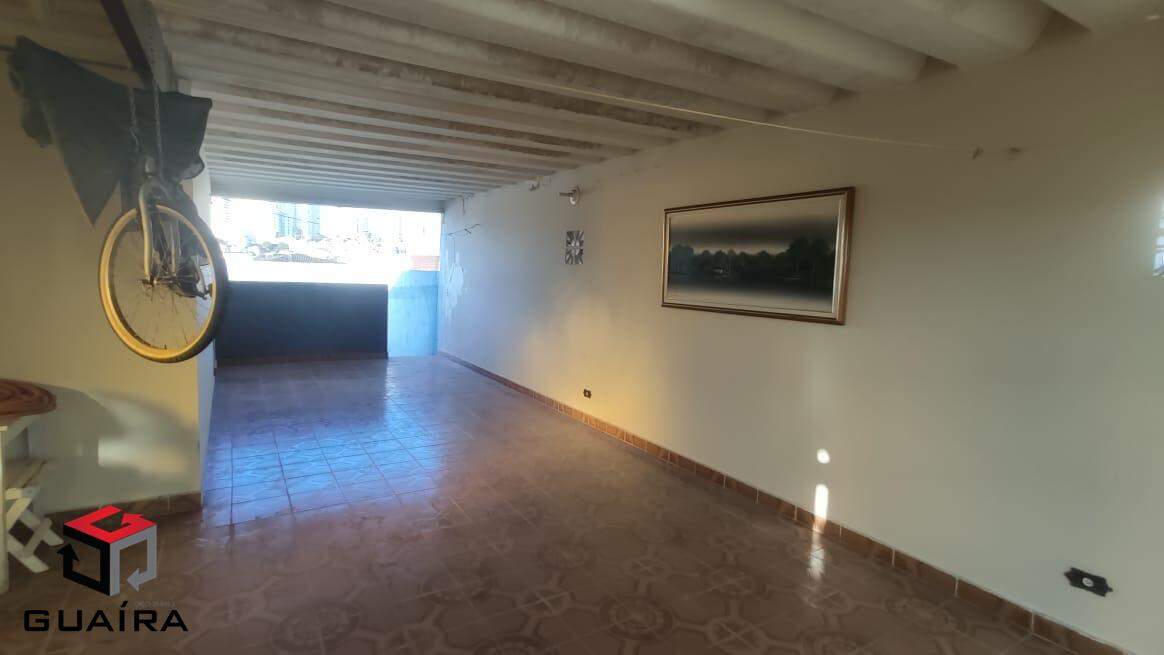 Casa para alugar com 3 quartos, 213m² - Foto 24