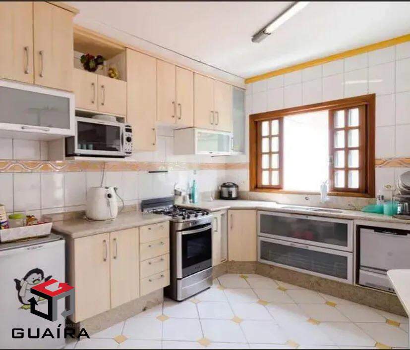 Sobrado à venda com 3 quartos, 238m² - Foto 5