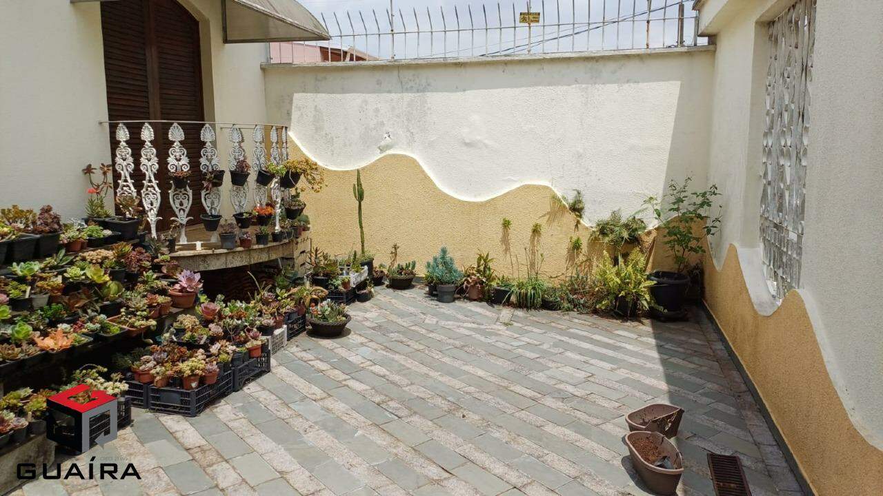 Casa à venda com 3 quartos, 230m² - Foto 33