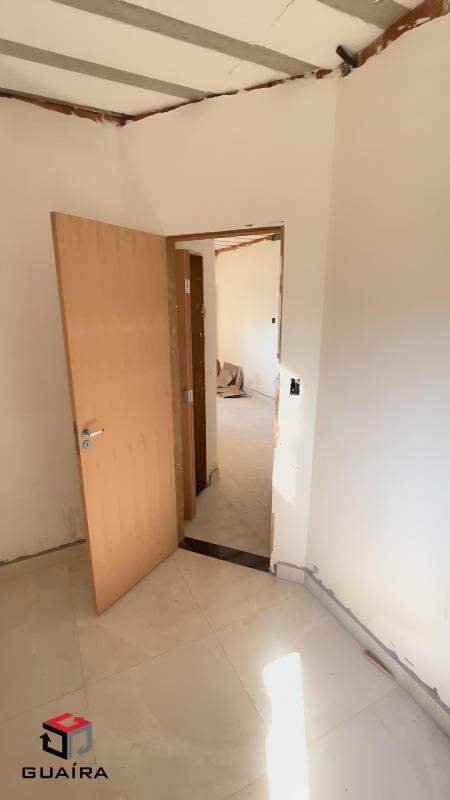 Apartamento à venda com 2 quartos, 40m² - Foto 4