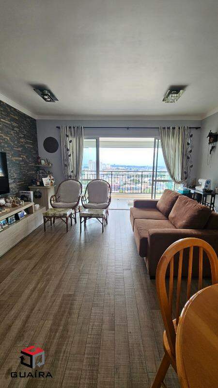 Apartamento à venda com 2 quartos, 81m² - Foto 1