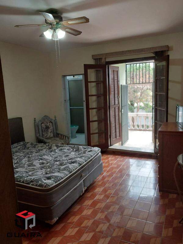 Sobrado à venda com 2 quartos, 212m² - Foto 18