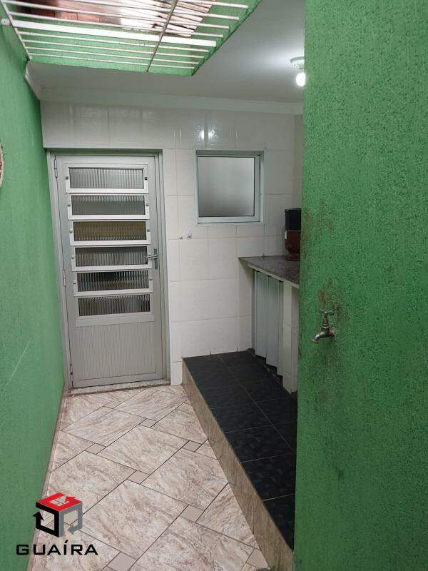 Sobrado à venda com 2 quartos, 212m² - Foto 15