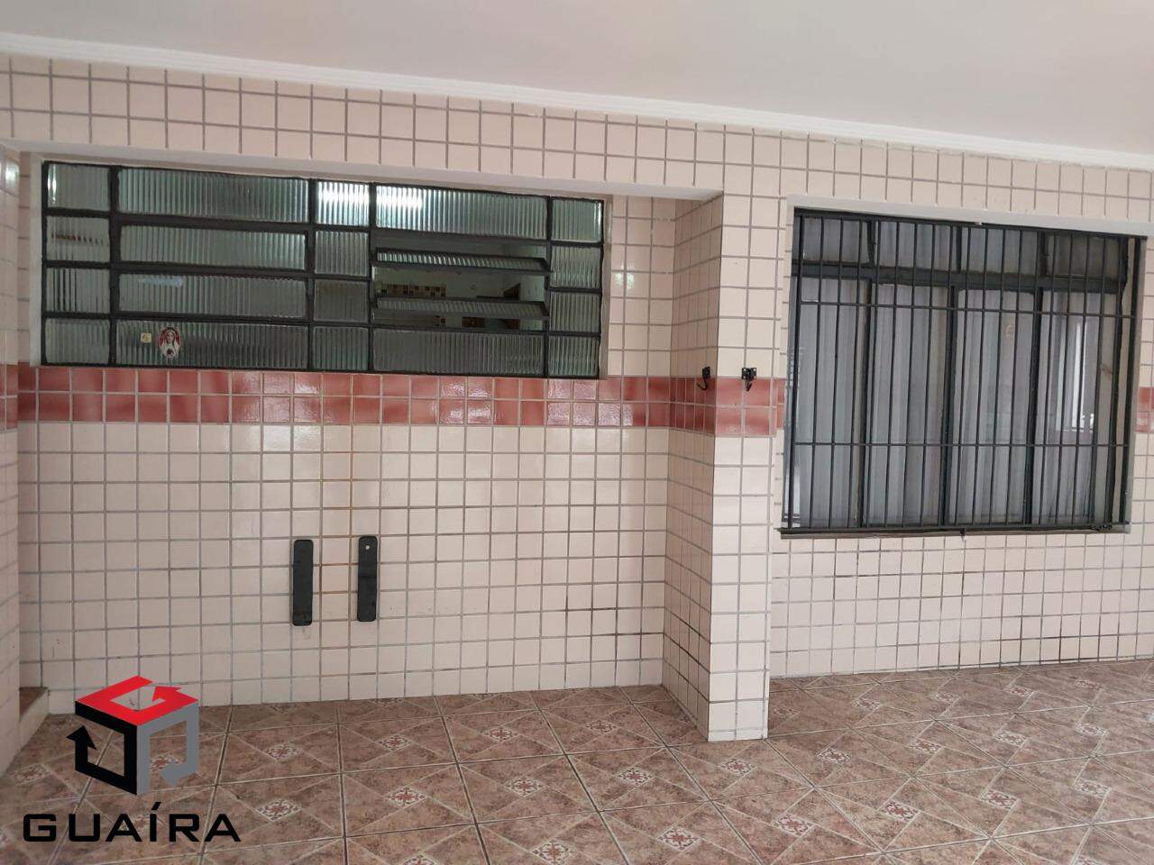 Sobrado à venda com 2 quartos, 212m² - Foto 3