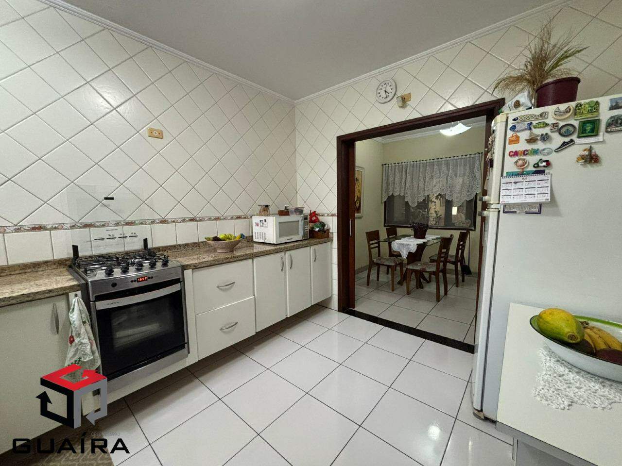 Casa à venda com 3 quartos, 200m² - Foto 12