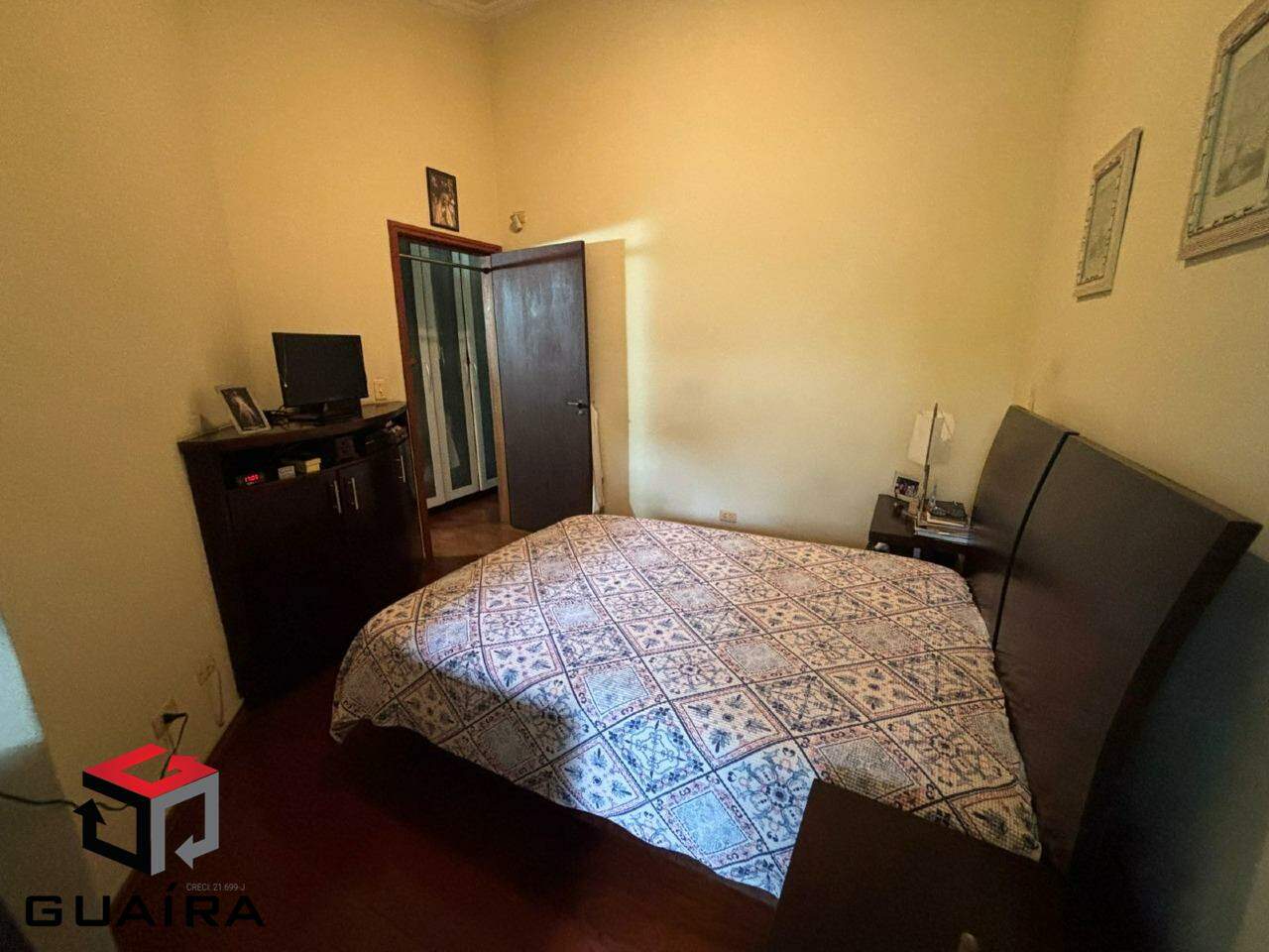 Casa à venda com 3 quartos, 200m² - Foto 20