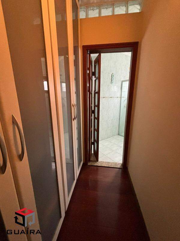 Casa à venda com 3 quartos, 200m² - Foto 28