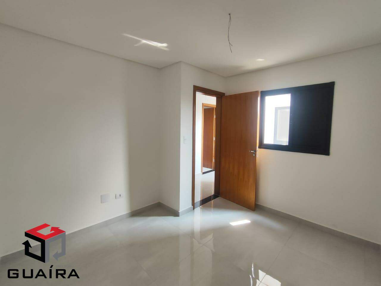 Apartamento à venda com 2 quartos, 61m² - Foto 6