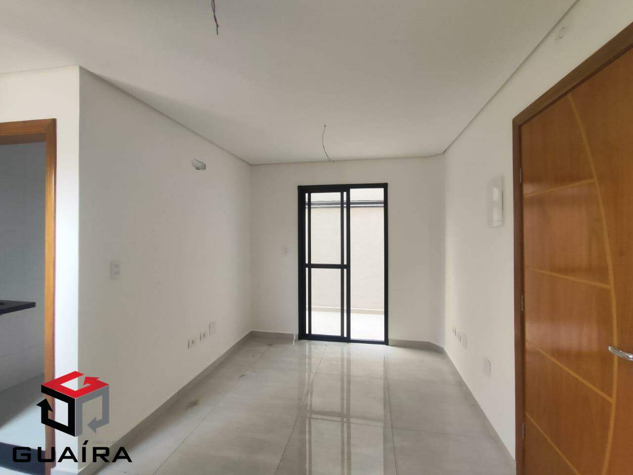 Apartamento à venda com 2 quartos, 61m² - Foto 3