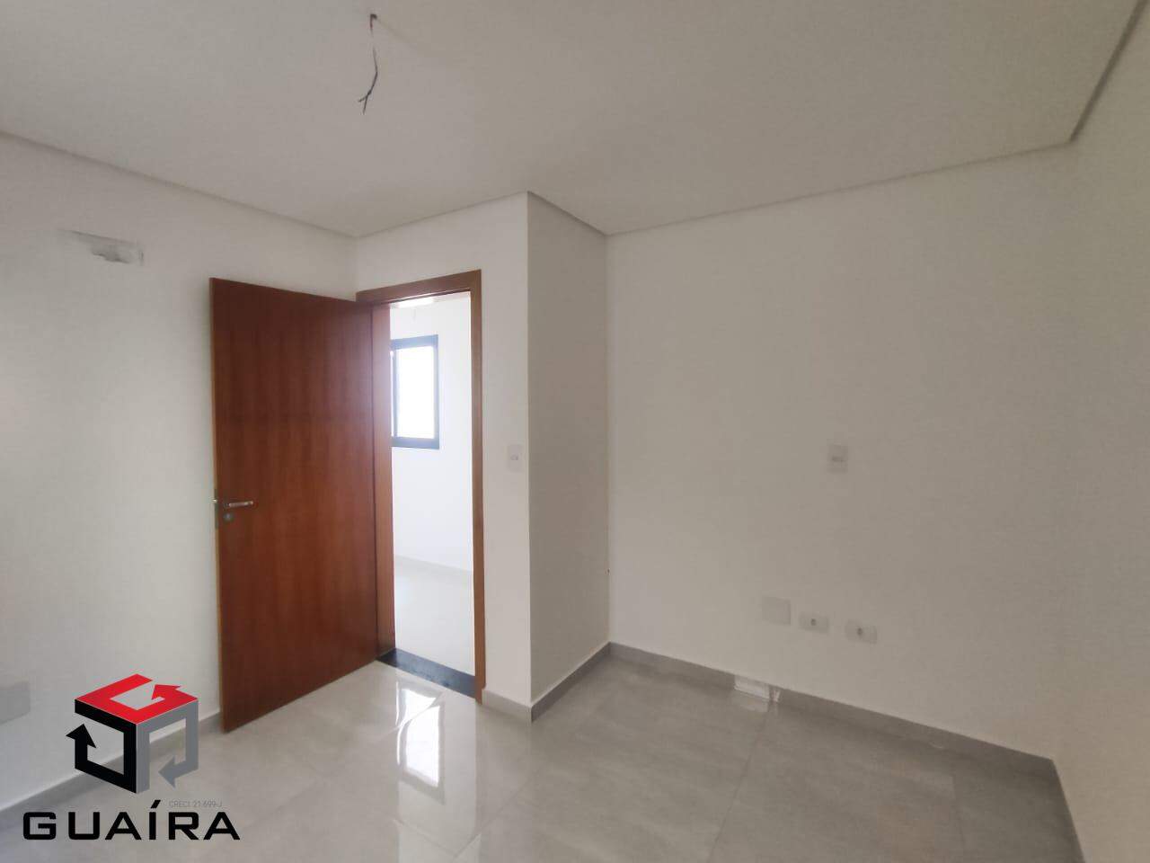 Apartamento à venda com 2 quartos, 61m² - Foto 8