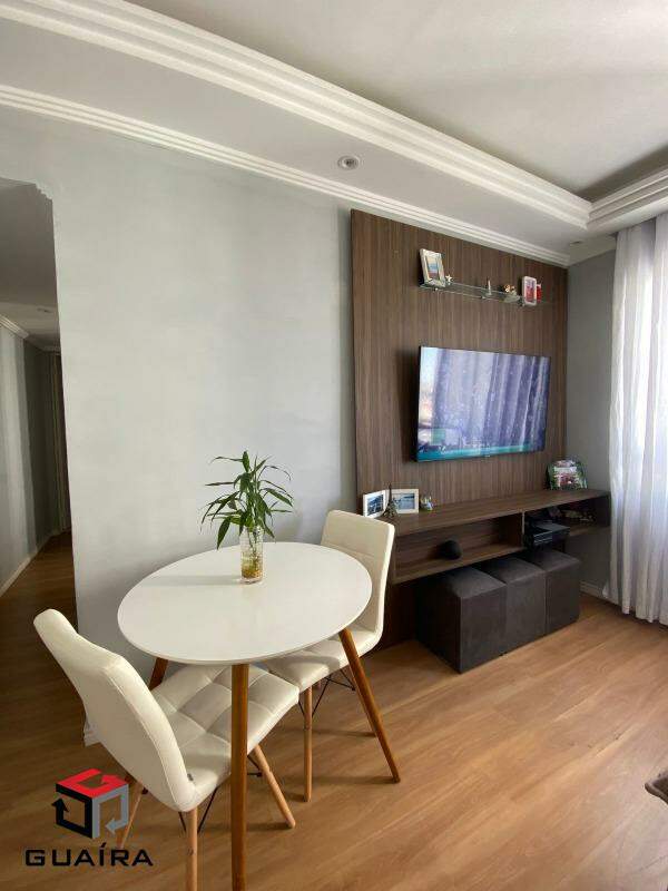 Apartamento à venda com 2 quartos, 44m² - Foto 2