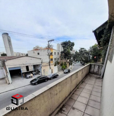 Sobrado à venda com 4 quartos, 180m² - Foto 2