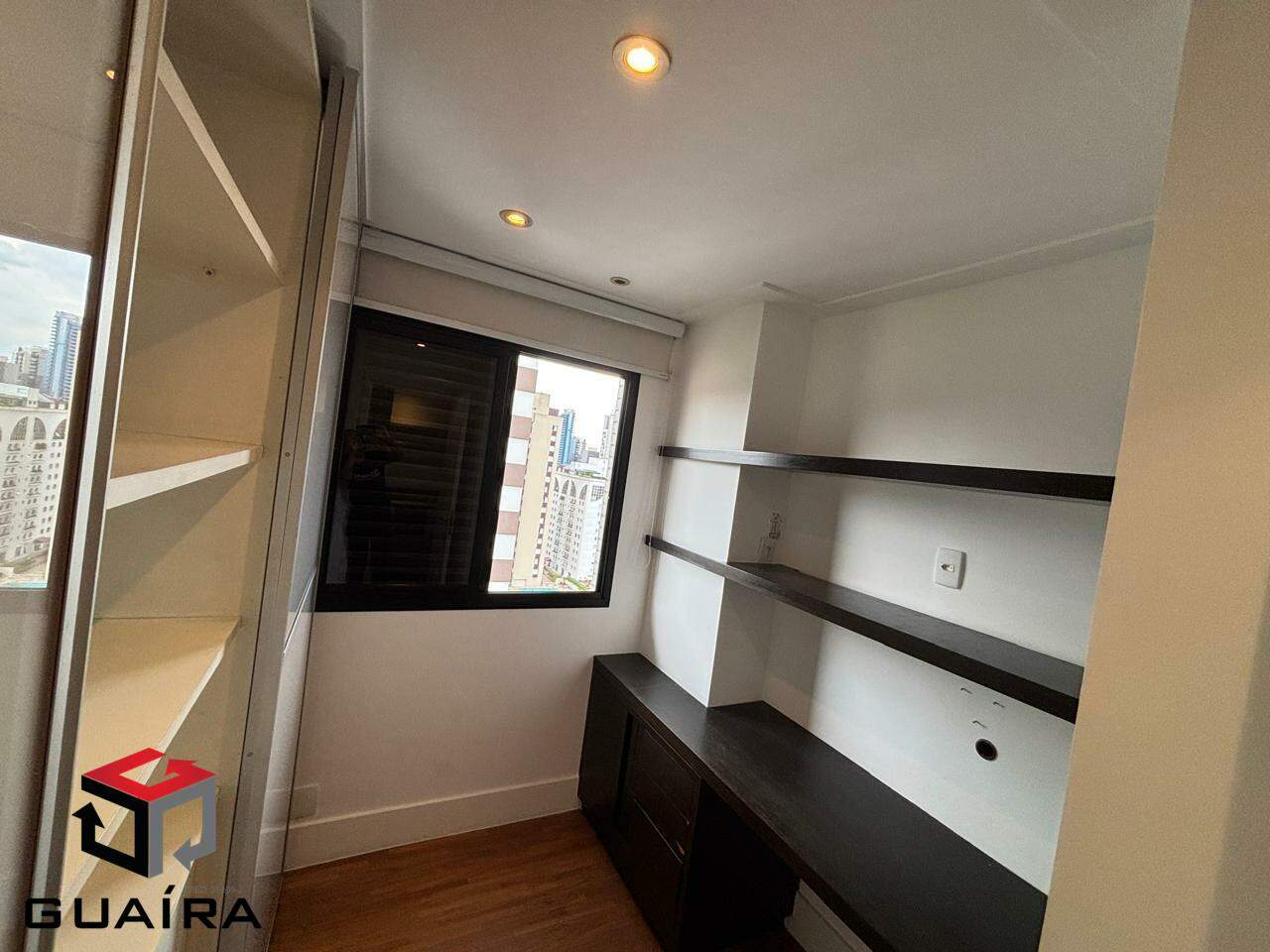 Apartamento à venda com 2 quartos, 56m² - Foto 11