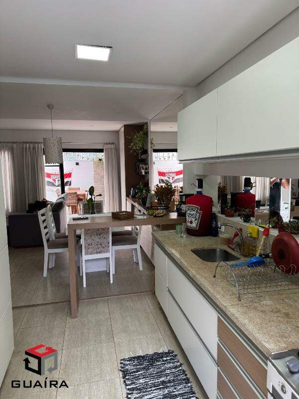 Sobrado à venda com 2 quartos, 99m² - Foto 4