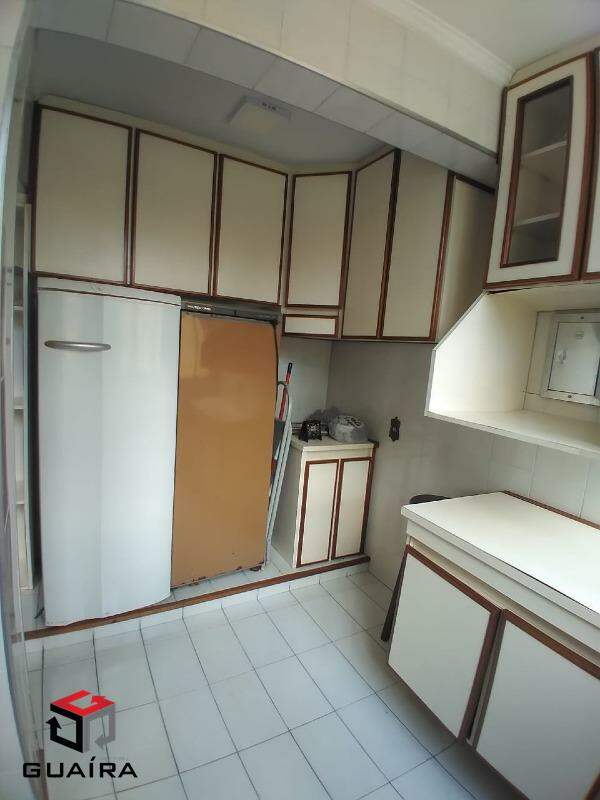 Apartamento para alugar com 2 quartos, 70m² - Foto 8