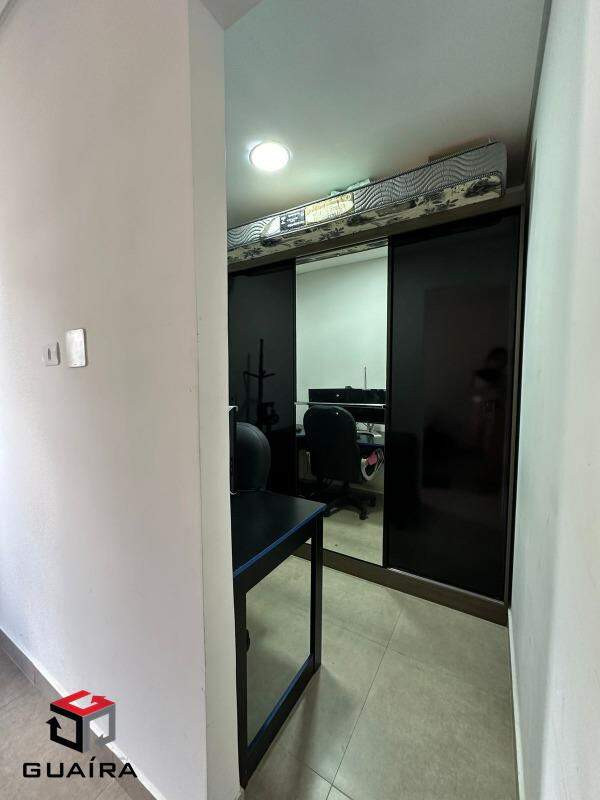 Apartamento à venda com 2 quartos, 70m² - Foto 13