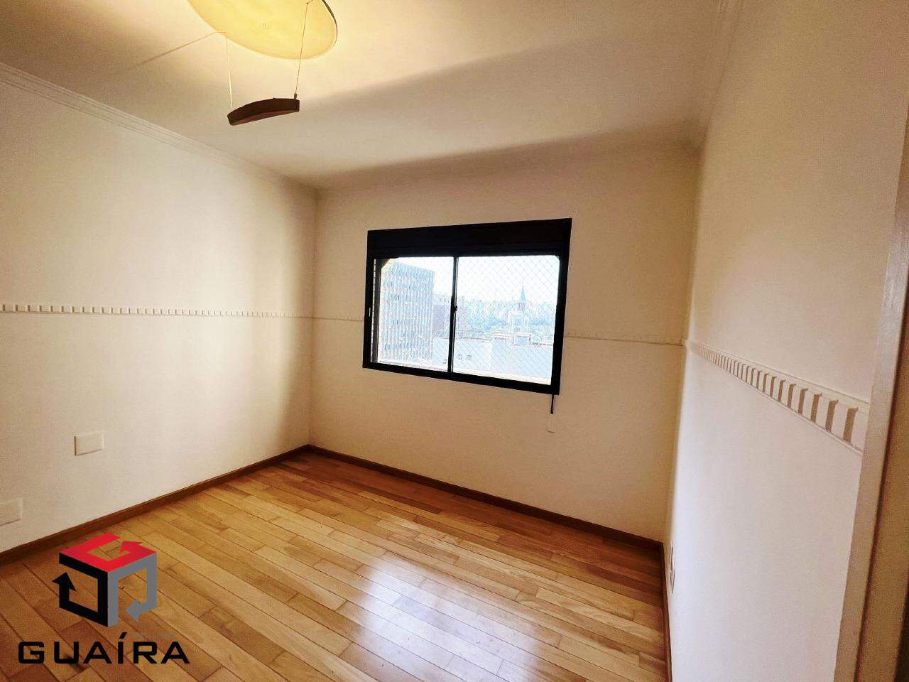 Apartamento para alugar com 4 quartos, 240m² - Foto 23