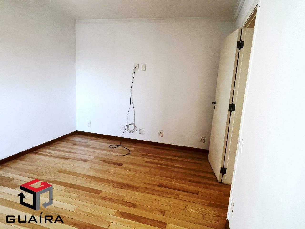 Apartamento para alugar com 4 quartos, 240m² - Foto 20