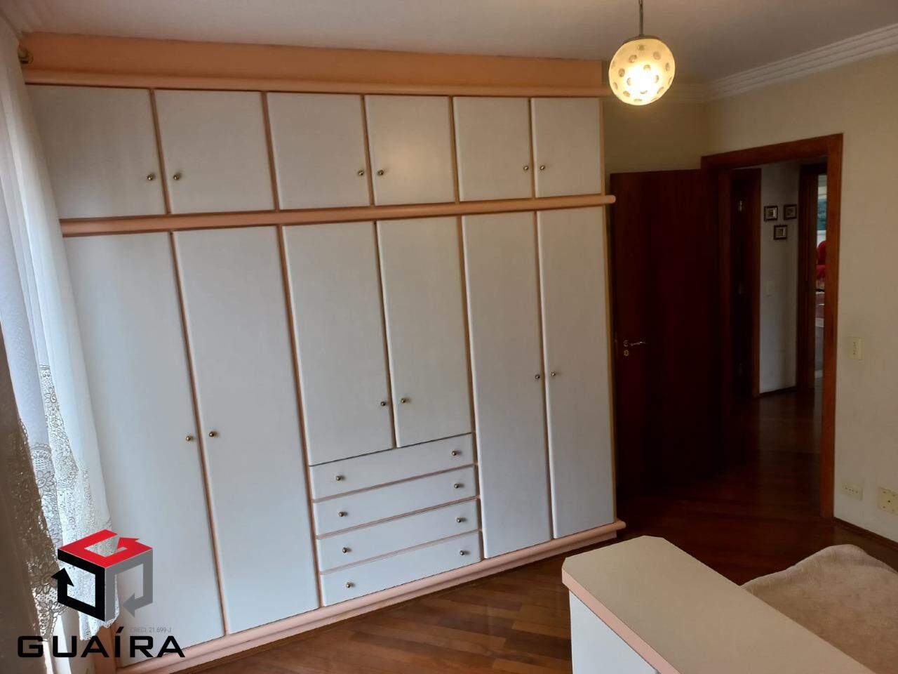 Apartamento à venda com 3 quartos, 200m² - Foto 18