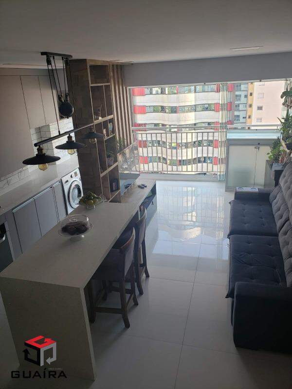 Apartamento à venda com 2 quartos, 69m² - Foto 1