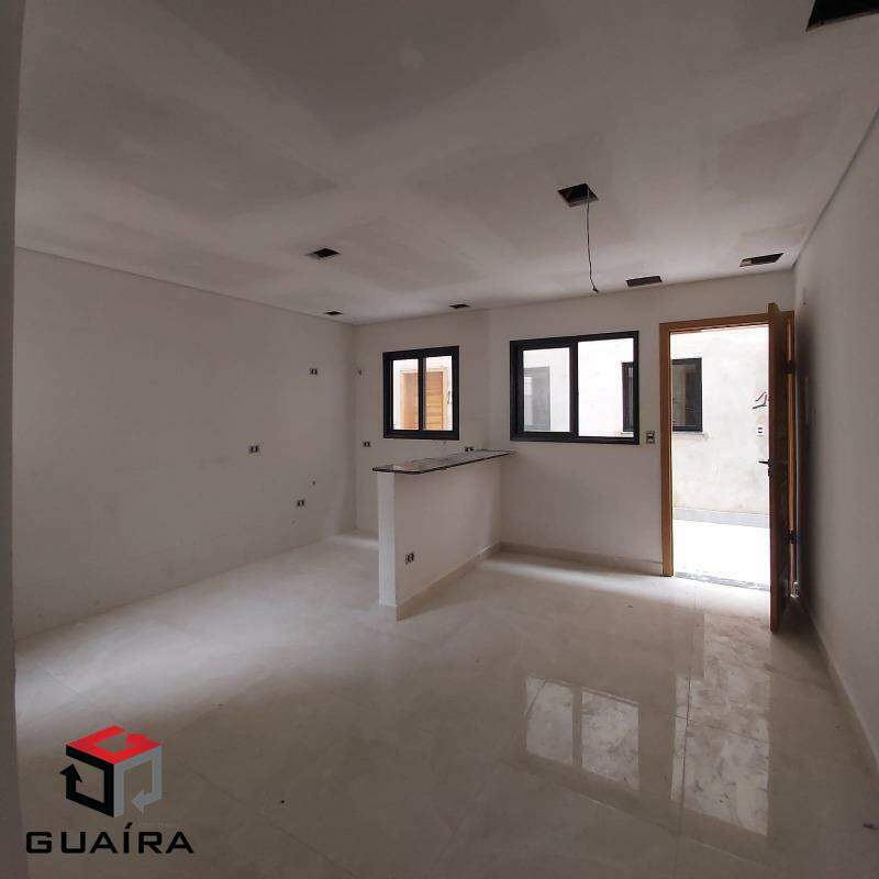 Sobrado à venda com 2 quartos, 64m² - Foto 1