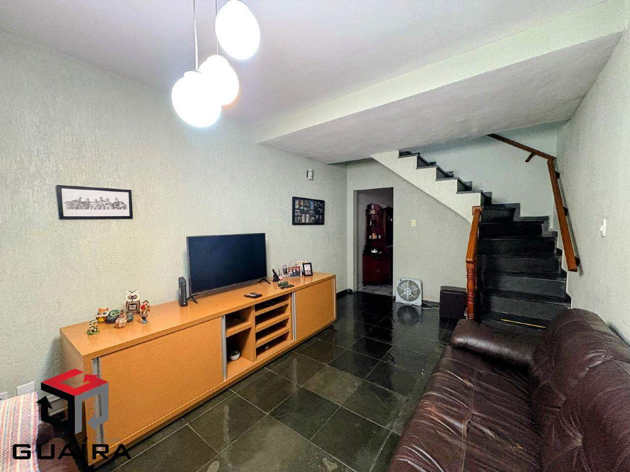 Sobrado à venda com 2 quartos, 152m² - Foto 1