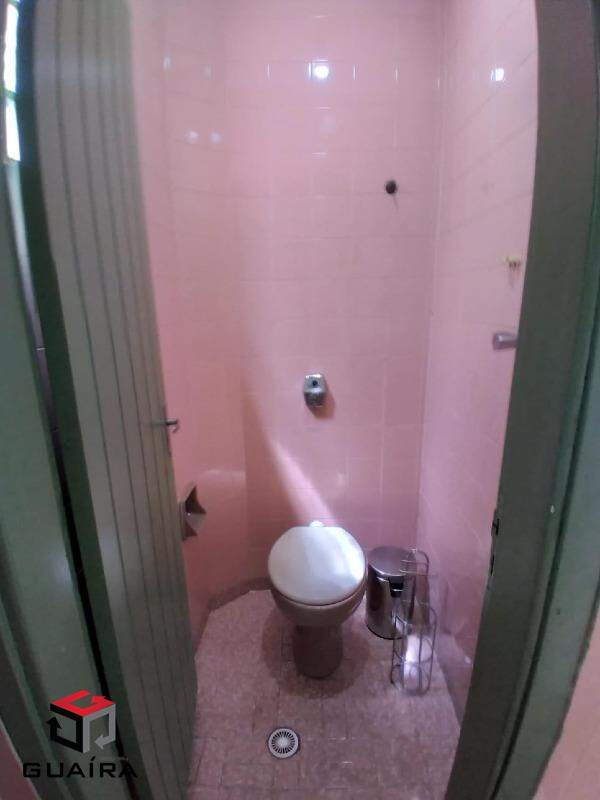 Sobrado para alugar com 3 quartos, 216m² - Foto 23