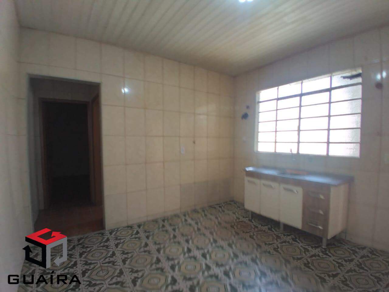 Casa para alugar com 2 quartos, 142m² - Foto 5