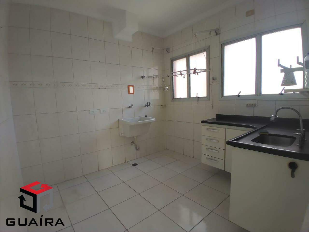 Apartamento para alugar com 3 quartos, 79m² - Foto 11