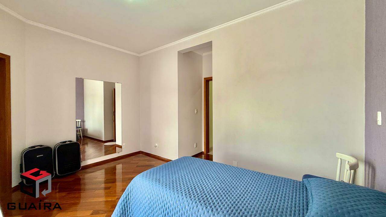 Sobrado à venda com 3 quartos, 227m² - Foto 11