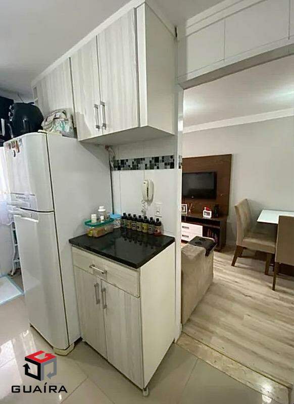 Apartamento à venda com 2 quartos, 44m² - Foto 4