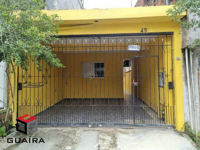 Casa à venda com 2 quartos, 104m² - Foto 1