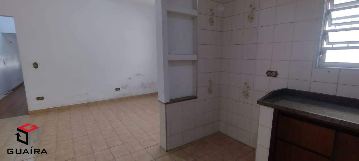 Sobrado à venda com 3 quartos, 180m² - Foto 4