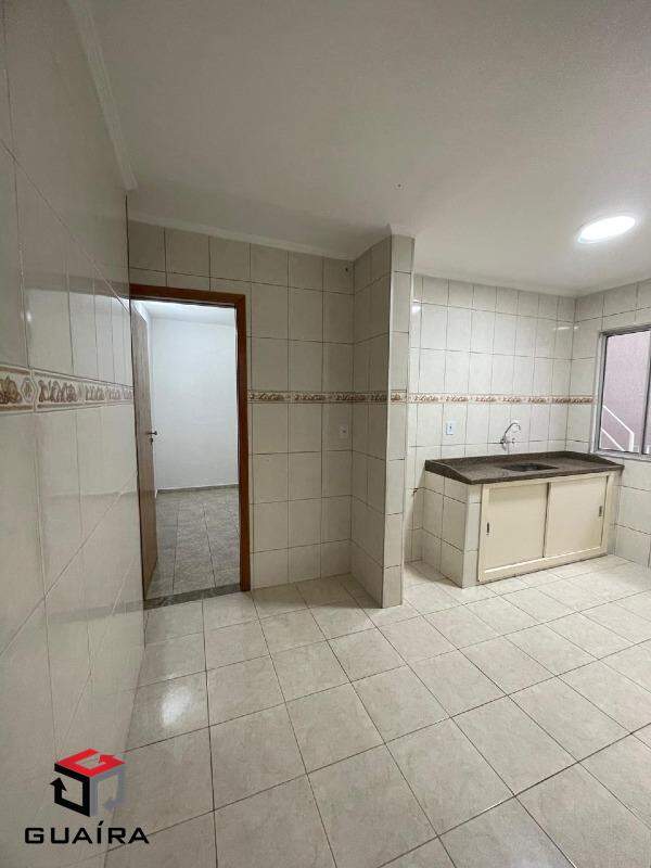 Casa à venda com 2 quartos, 120m² - Foto 11