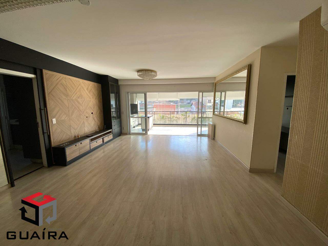 Apartamento à venda com 3 quartos, 172m² - Foto 3