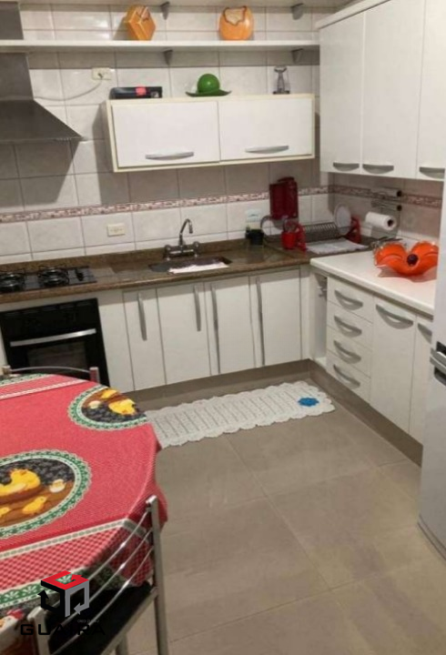 Apartamento à venda com 3 quartos, 90m² - Foto 4