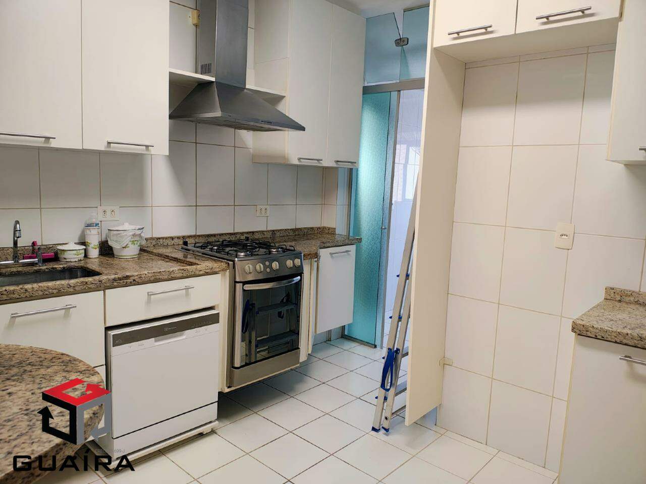 Apartamento à venda com 3 quartos, 93m² - Foto 10