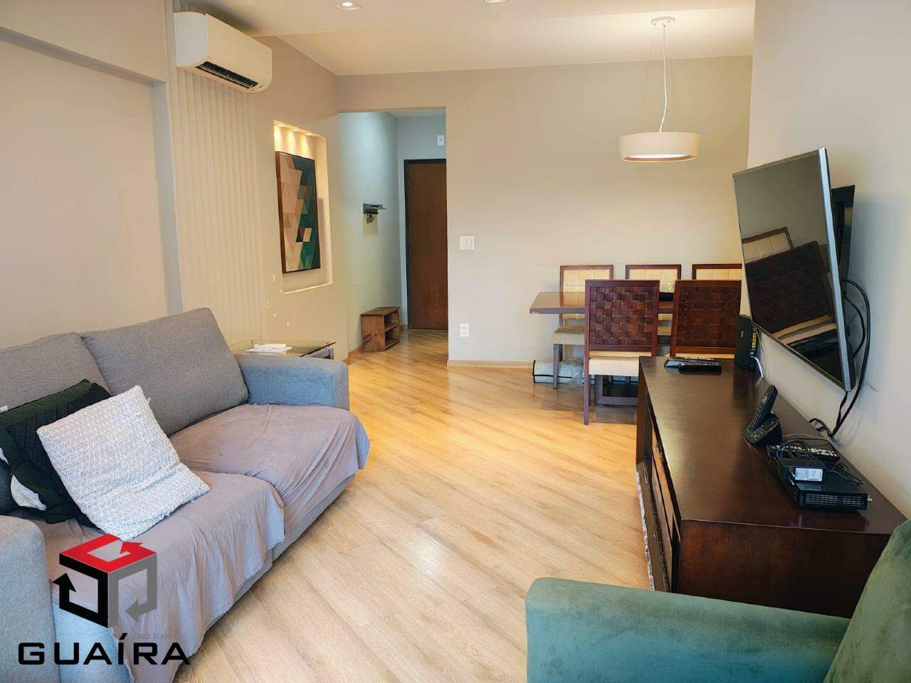 Apartamento à venda com 3 quartos, 93m² - Foto 2