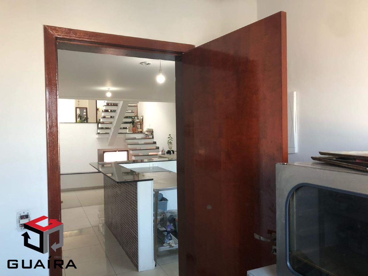 Sobrado à venda com 4 quartos, 242m² - Foto 51