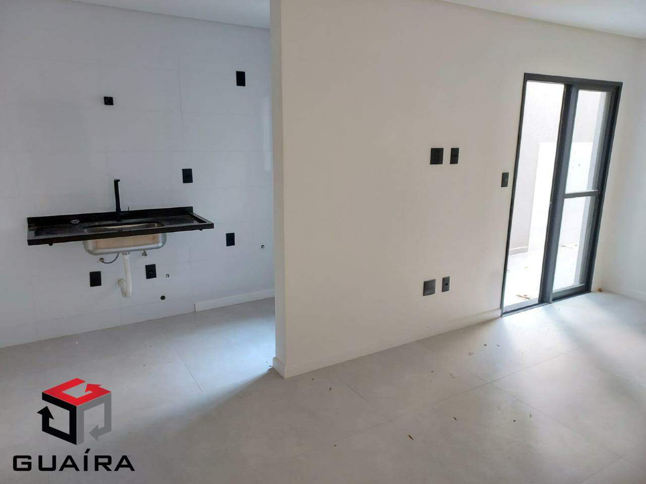 Apartamento à venda com 3 quartos, 64m² - Foto 4