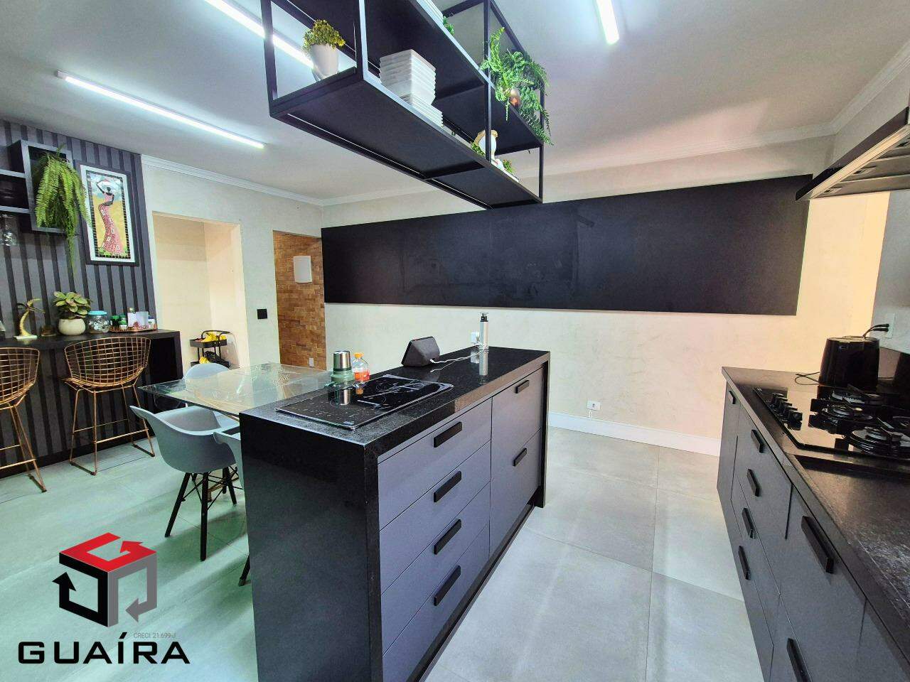 Sobrado à venda com 2 quartos, 205m² - Foto 13