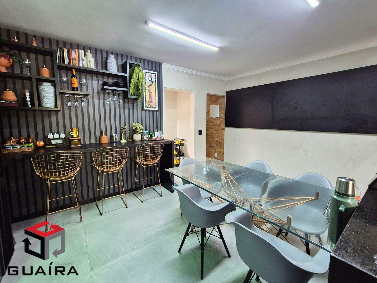 Sobrado à venda com 2 quartos, 205m² - Foto 11