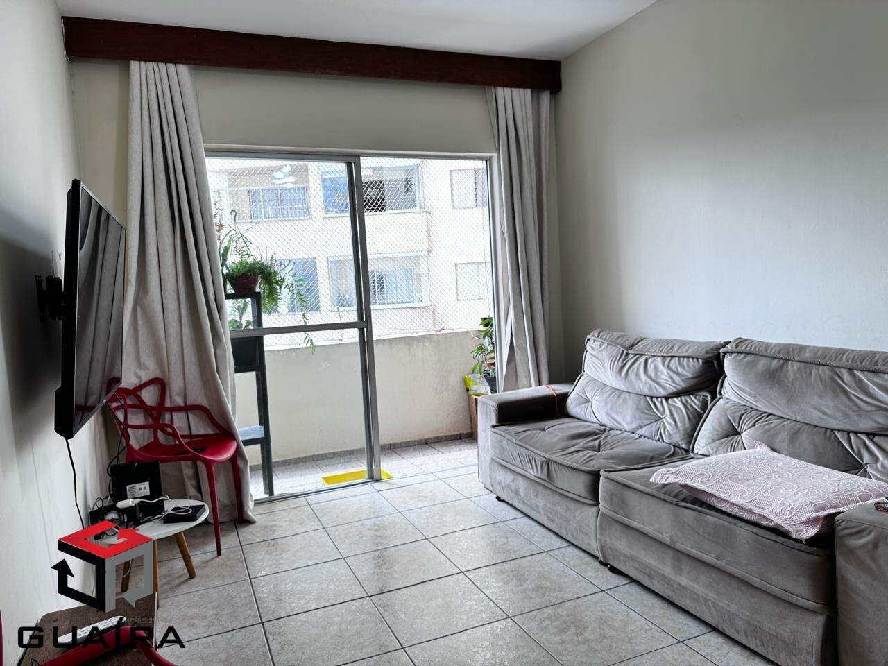 Apartamento à venda com 2 quartos, 70m² - Foto 3