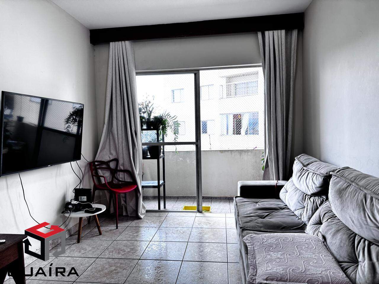 Apartamento à venda com 2 quartos, 70m² - Foto 1